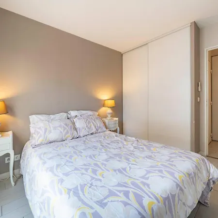 Διαμέρισμα Modern One Bedroom With Terrace And Parking Included *
